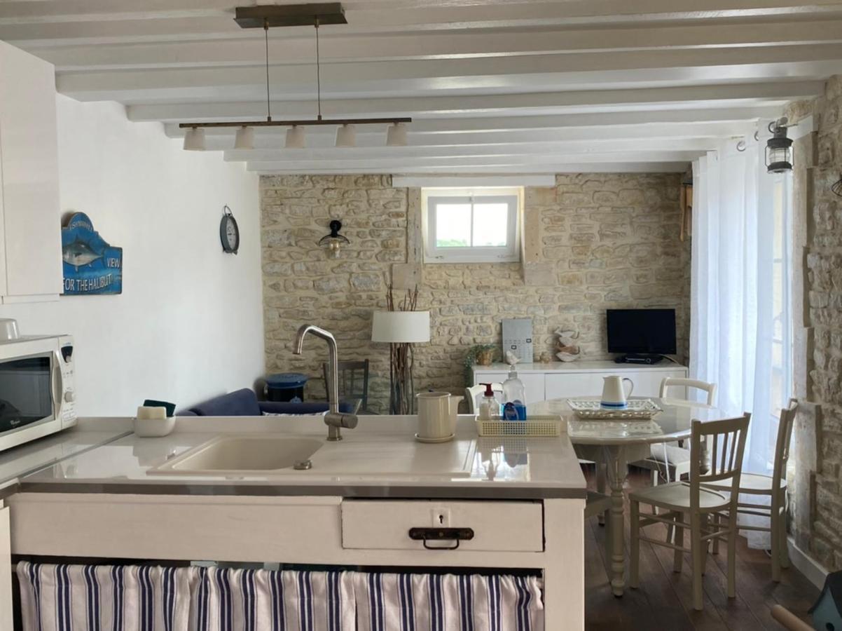 La Maison Bleue Port-en-Bessin-Huppain Buitenkant foto